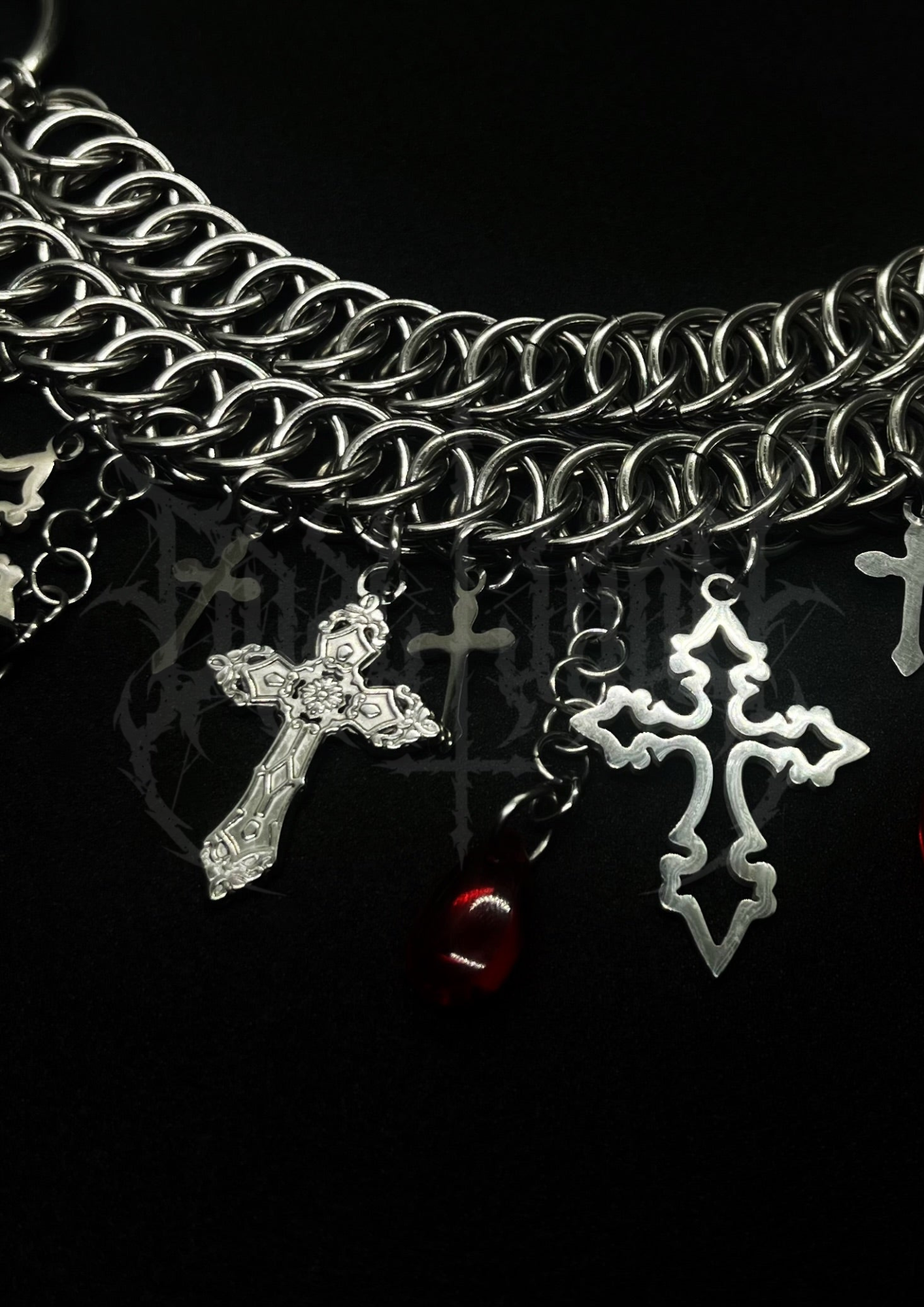 CHOKER "MARY ON A CROSS"