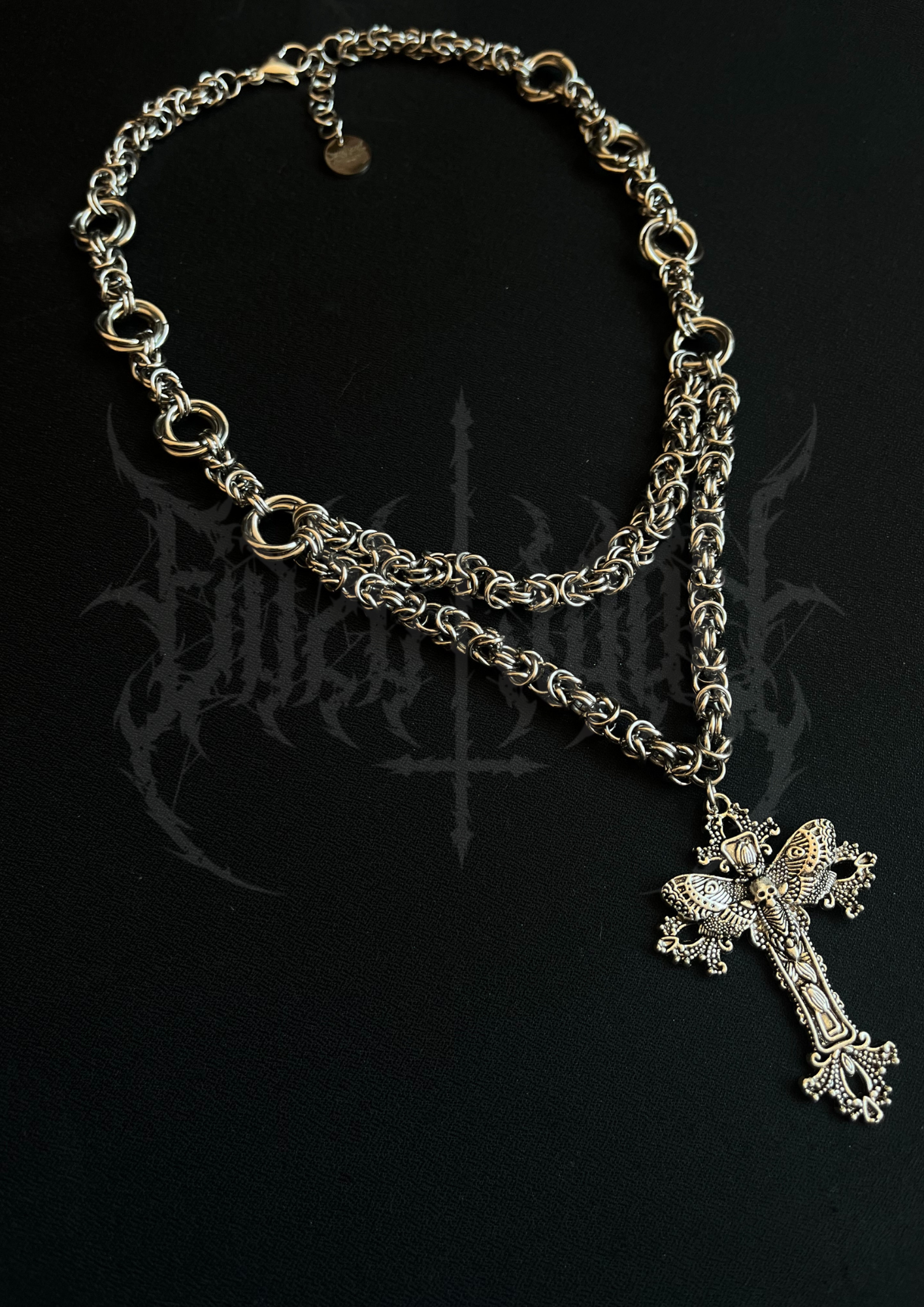 COLLIER "HAUNTED RELIC" - ÉDITION LIMITÉE