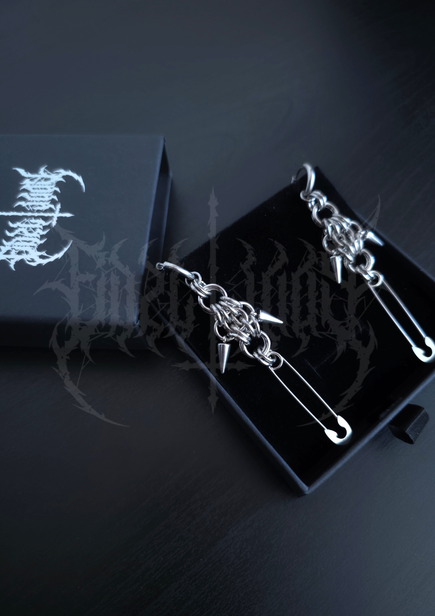 "CROWDSURF" EARRINGS