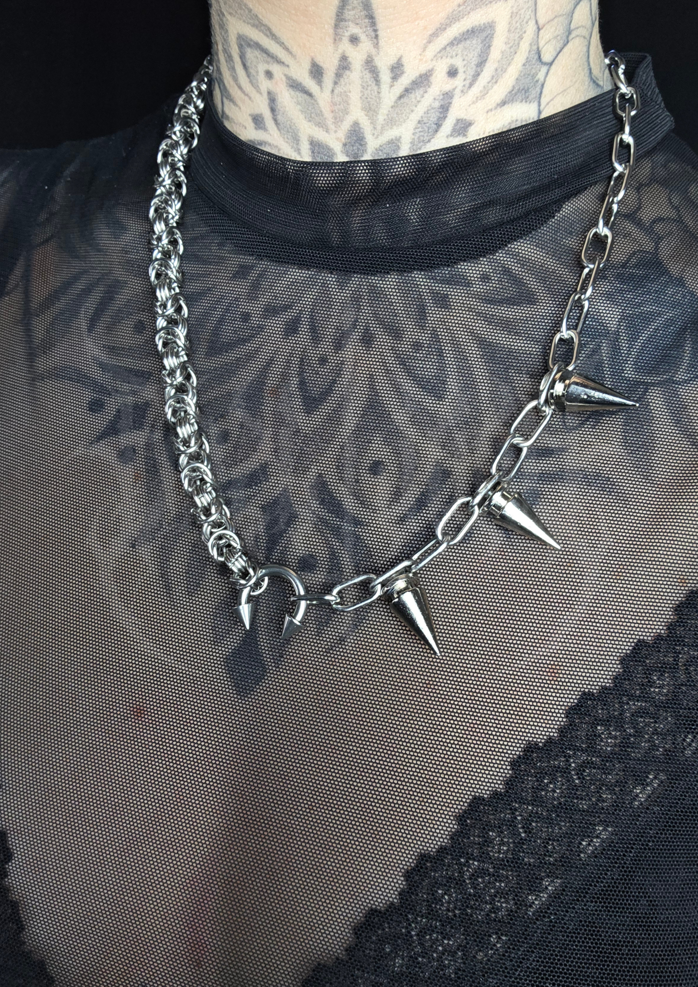 COLLIER UNIQUE - 057