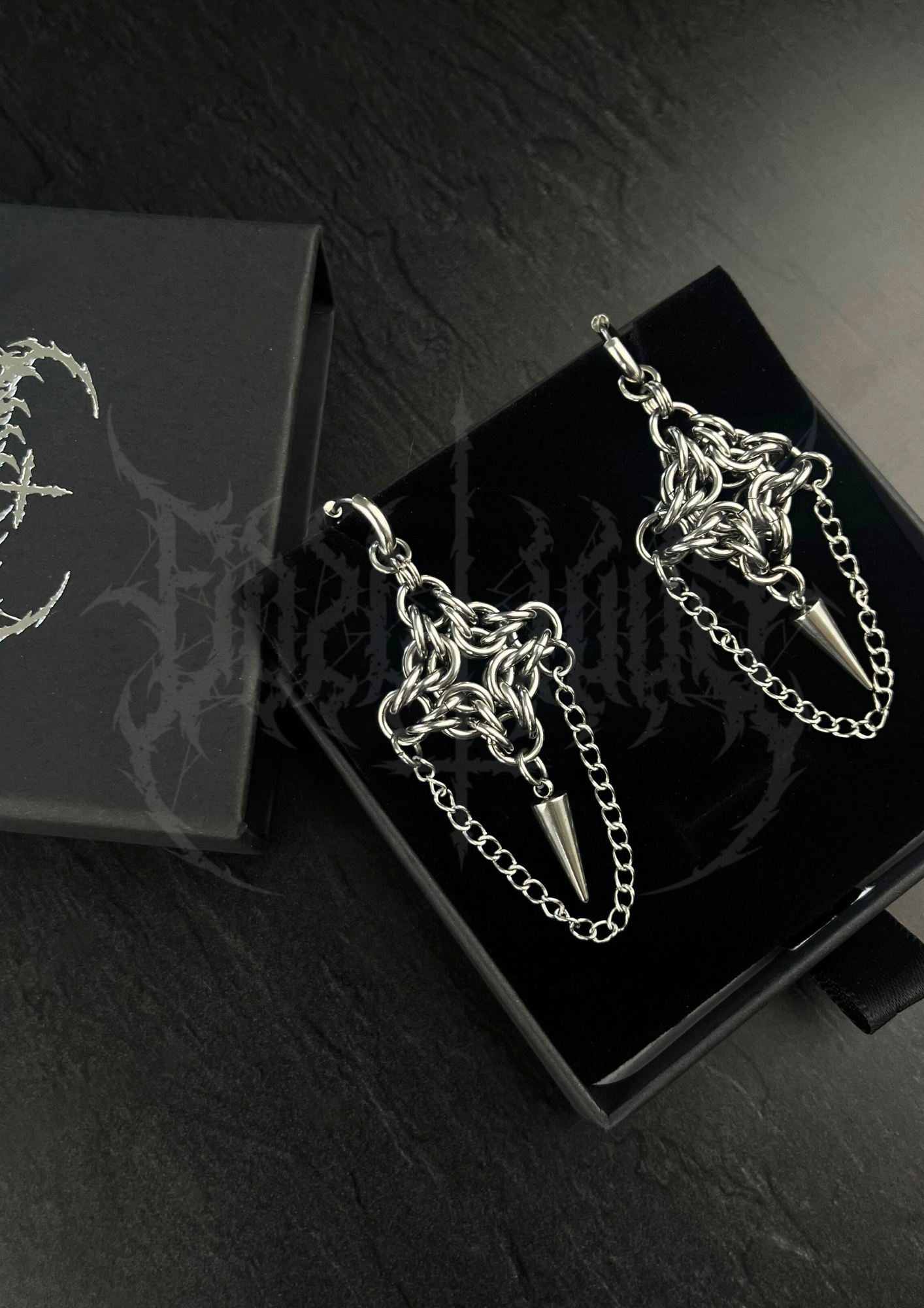 BOUCLES D'OREILLES "HEXFANG"