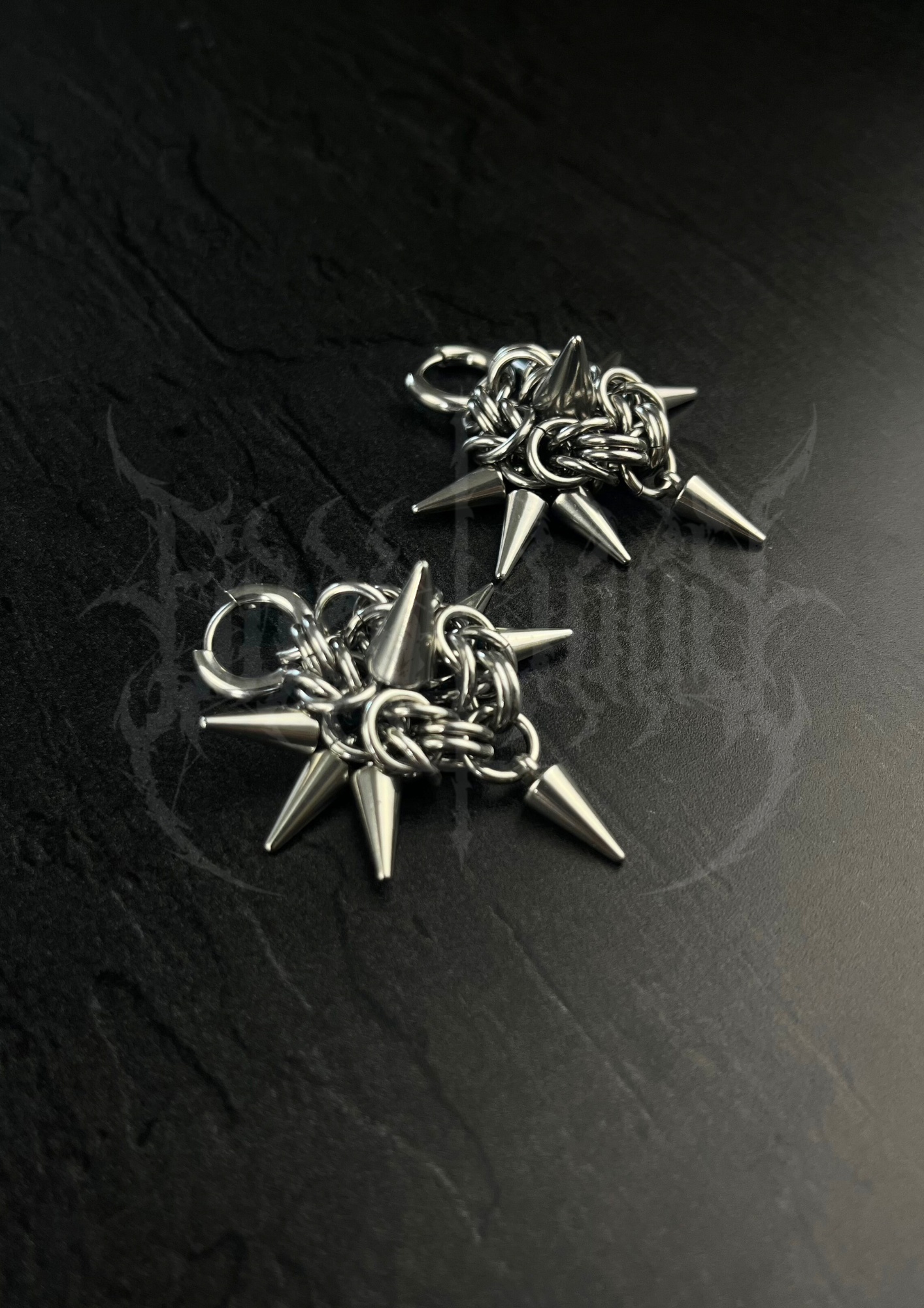 BOUCLES D'OREILLES "NIGHTPIERCE"